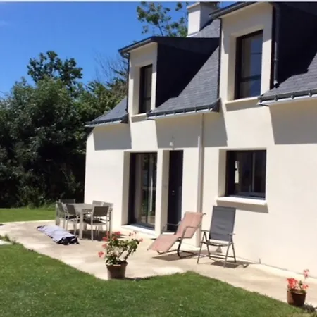 Holiday home Maison Familiale - 8 Pers - Proche Et Port - Jardin Et Terrasse - Fr-1-639-40